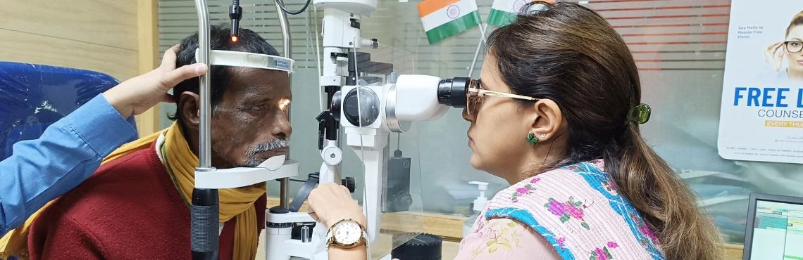 Oculoplastic surgery in delhi